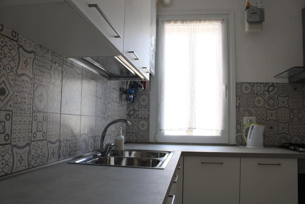 Apartment With Terrace In Chioggia'S Main Square Exterior foto